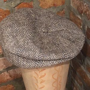 Beautiful authentic vintage men’s “newsboy” woolen beret by Stetson